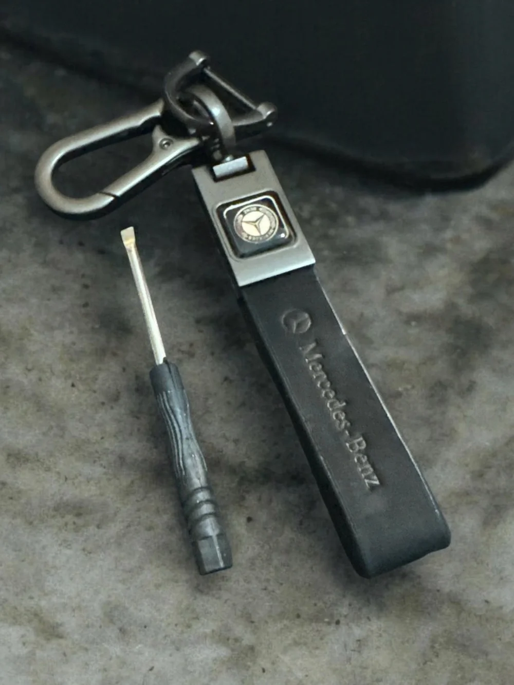 Mercedes-Benz Black Leather Key chain with Logo 2072